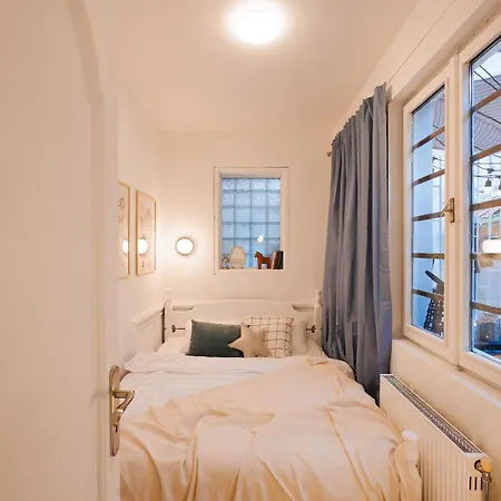Apartment Majestic Company Mansion Old Town Renovated Belgrade