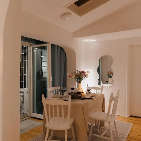 Apartment Majestic Company Mansion Old Town Renovated Belgrade
